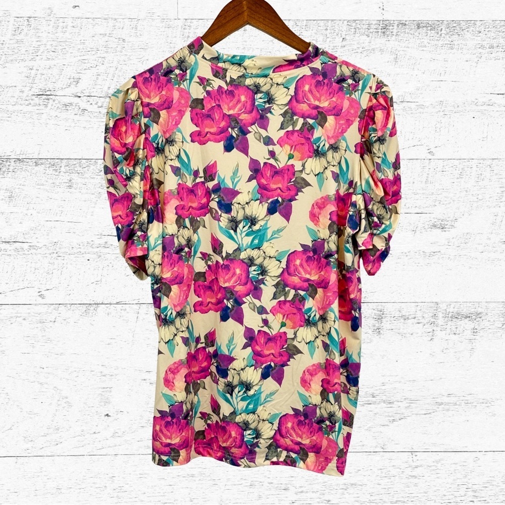 Vibrant Floral Short Sleeve Women's Top - Picture 2 of 4